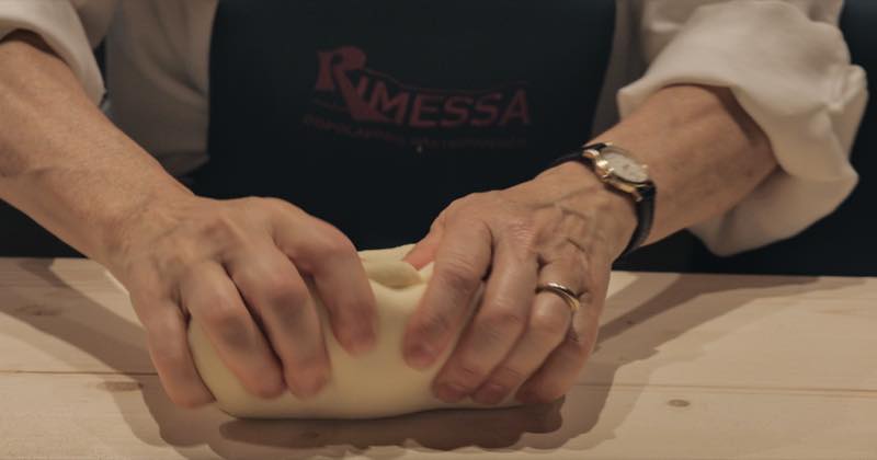 Shaping dough by hand